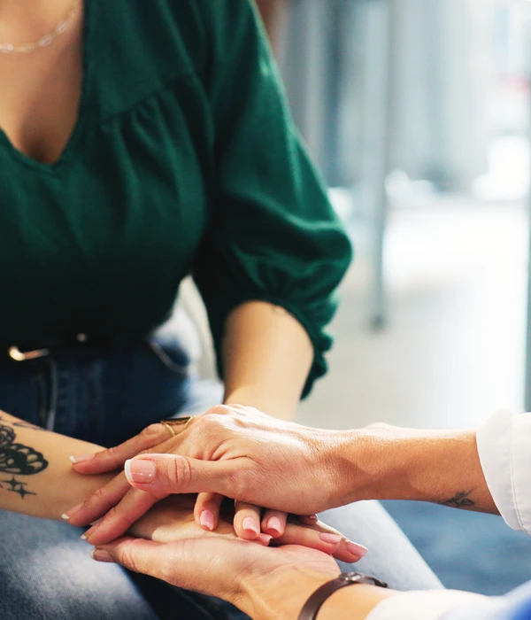 twilight-therapy-woman-holding-hand-man-page